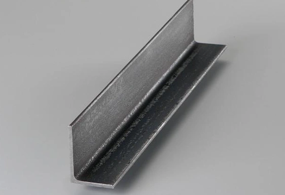 Nelygiašoniai kampuočiai